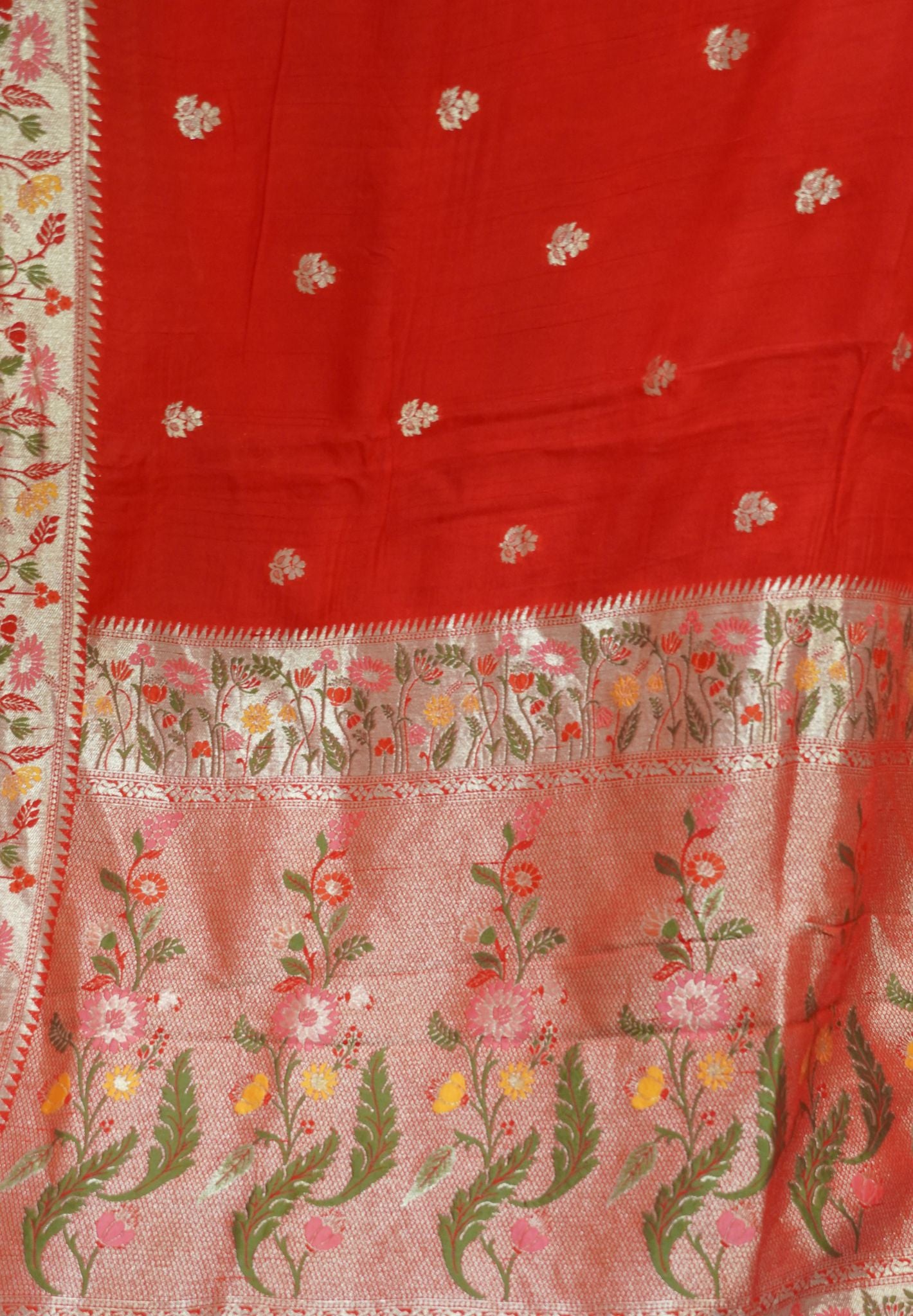Paithani  Border Saree- Red Flower