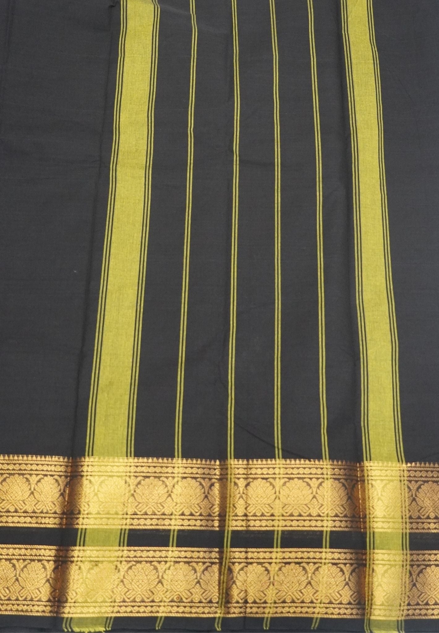Chettinadu Cotton Saree-Black with Floral Zari Border