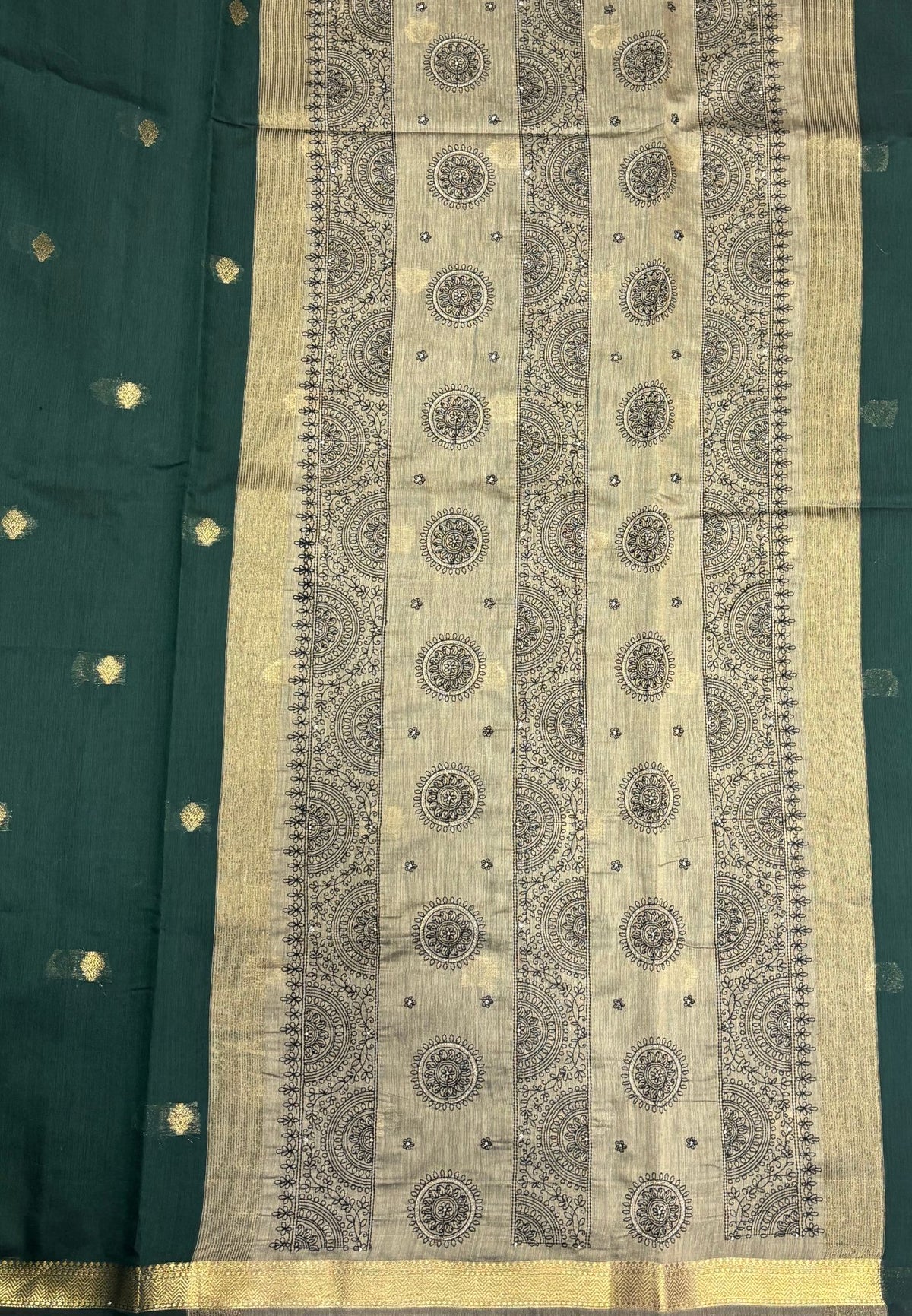 Handloom Cotton Saree-Green in Mini Chakra Zari Border
