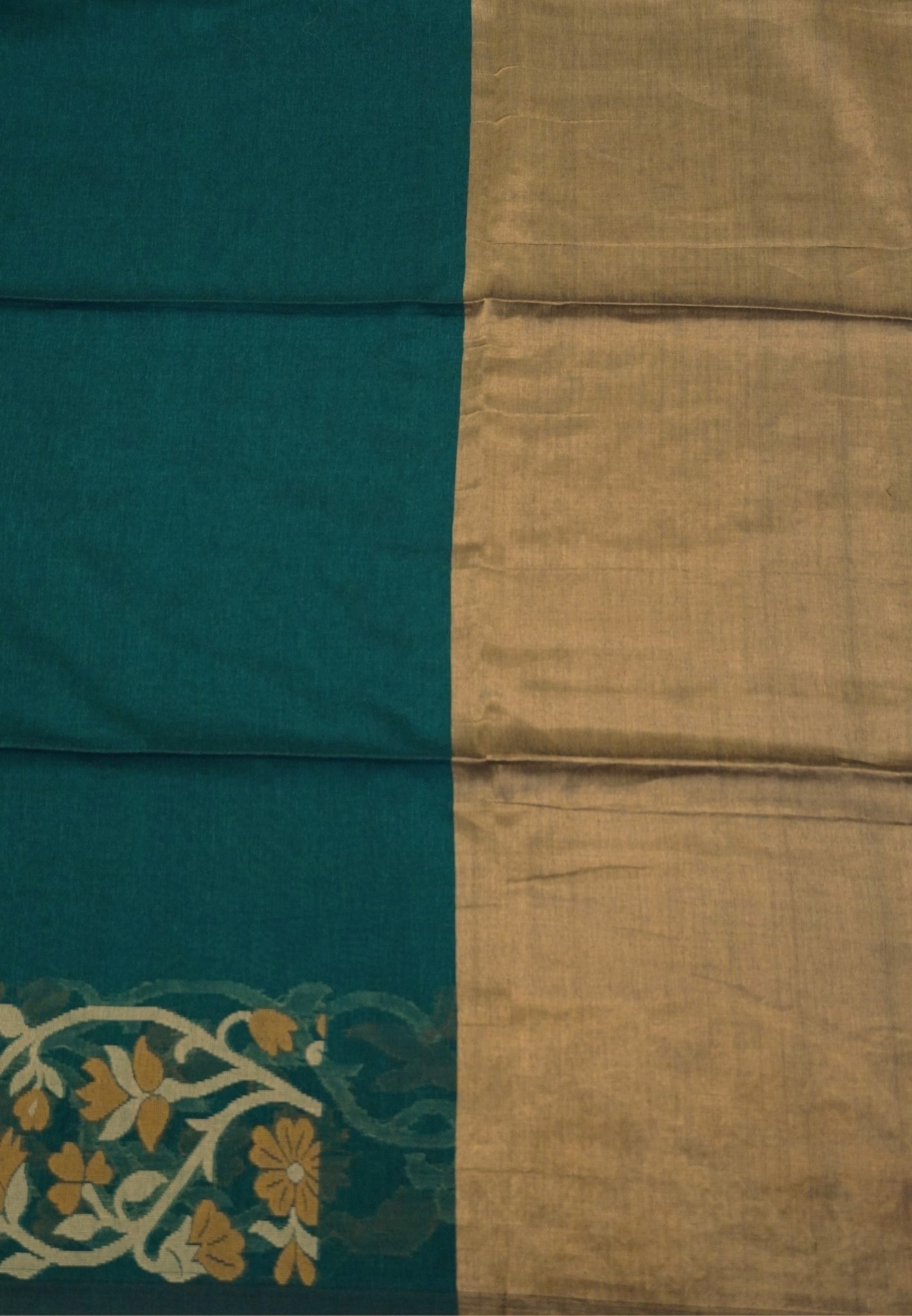 Handloom Cotton Saree-Peacock Green Floral Jamdhani Border