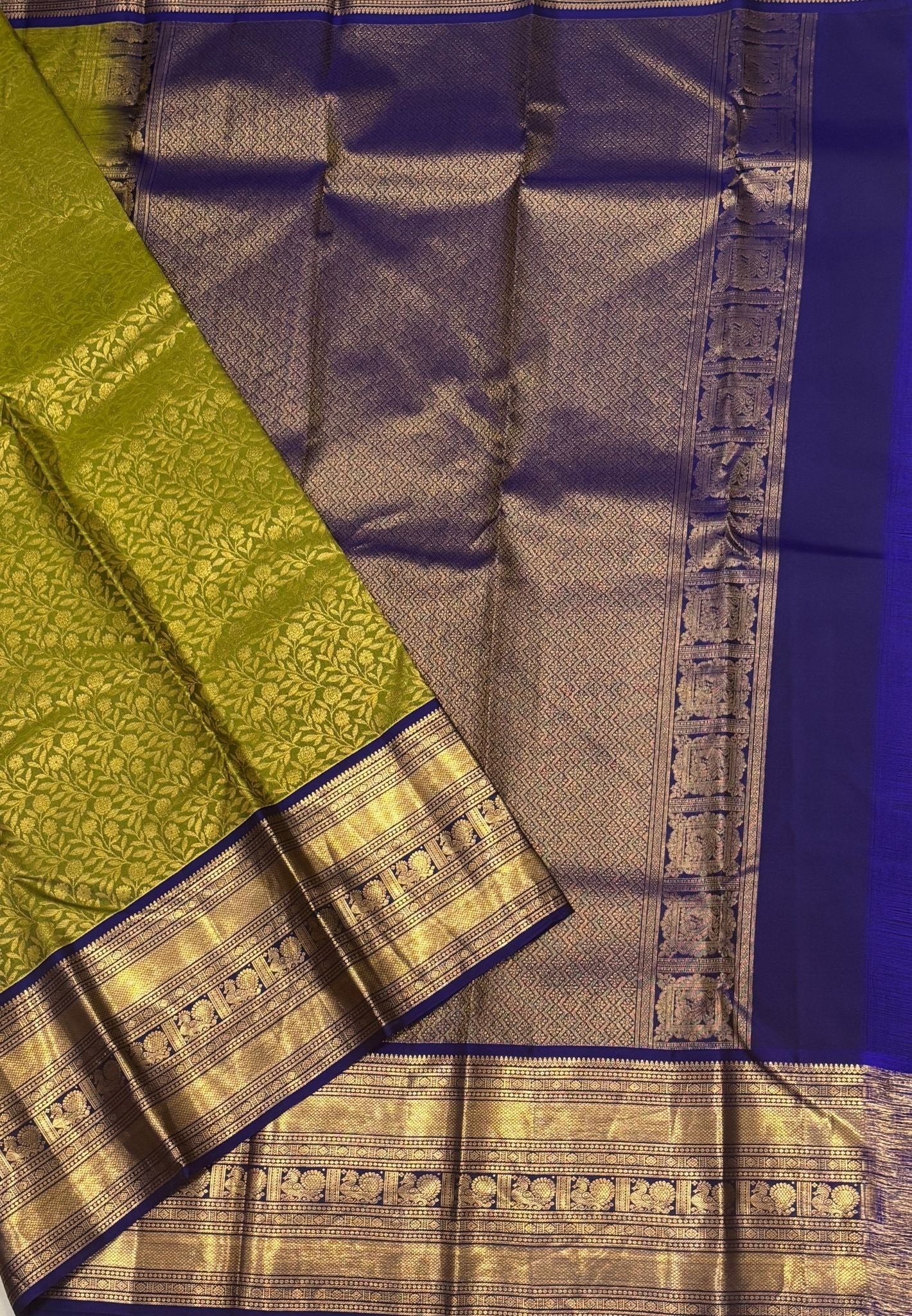 Pure Kanchipuram Silk Saree-Olive Green with Contrast Border
