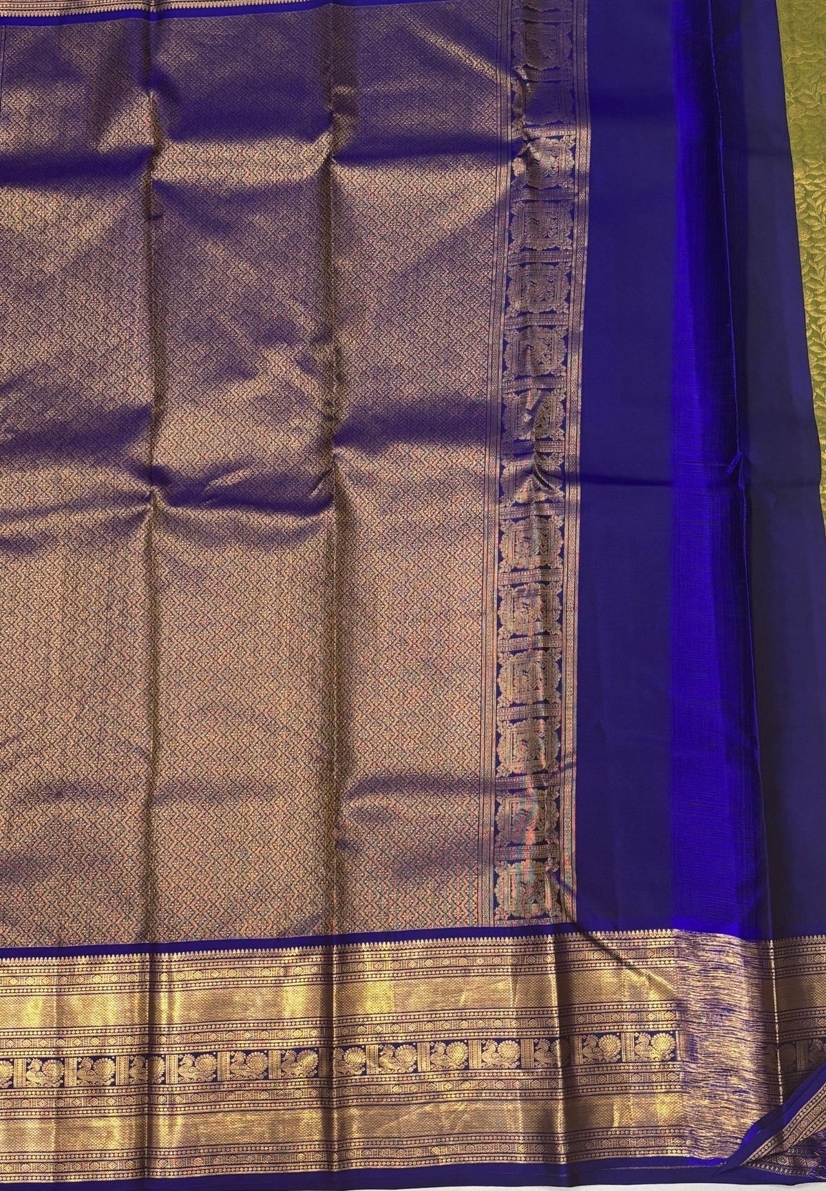 Pure Kanchipuram Silk Saree-Olive Green with Contrast Border