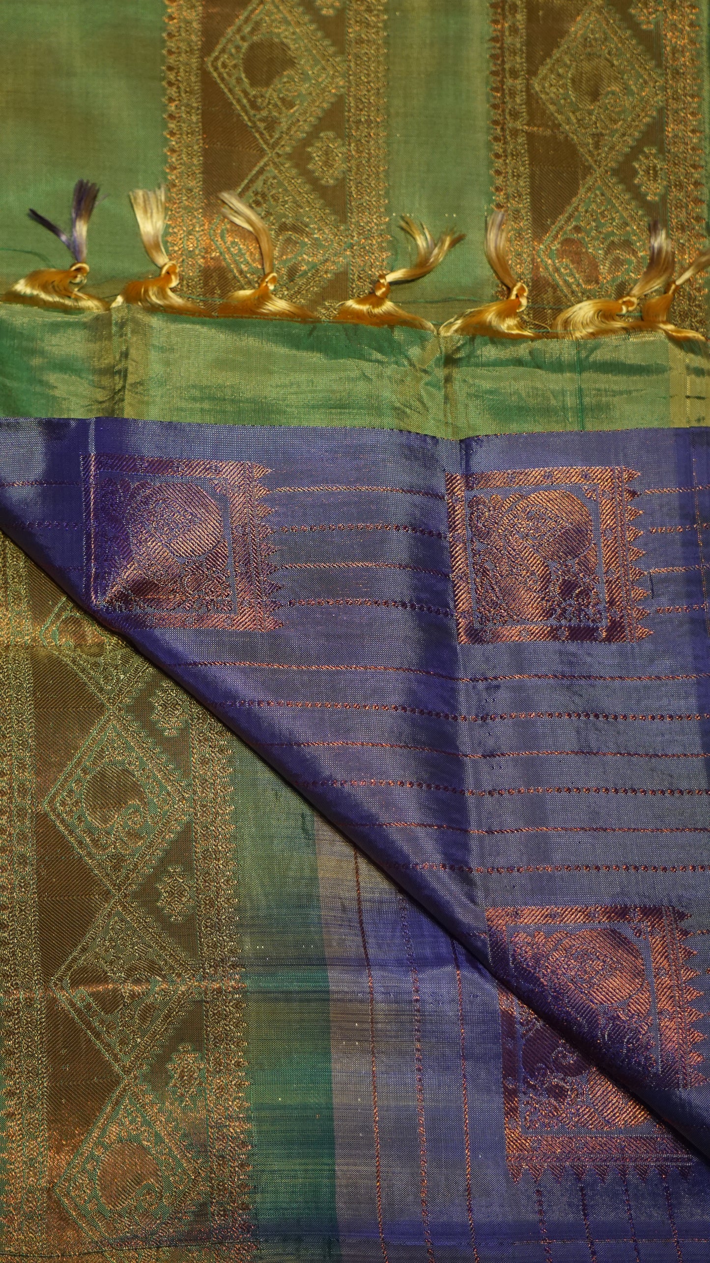 Vazhai Naaru Pattu Saree Vairaoosi Dual Lavender to Green