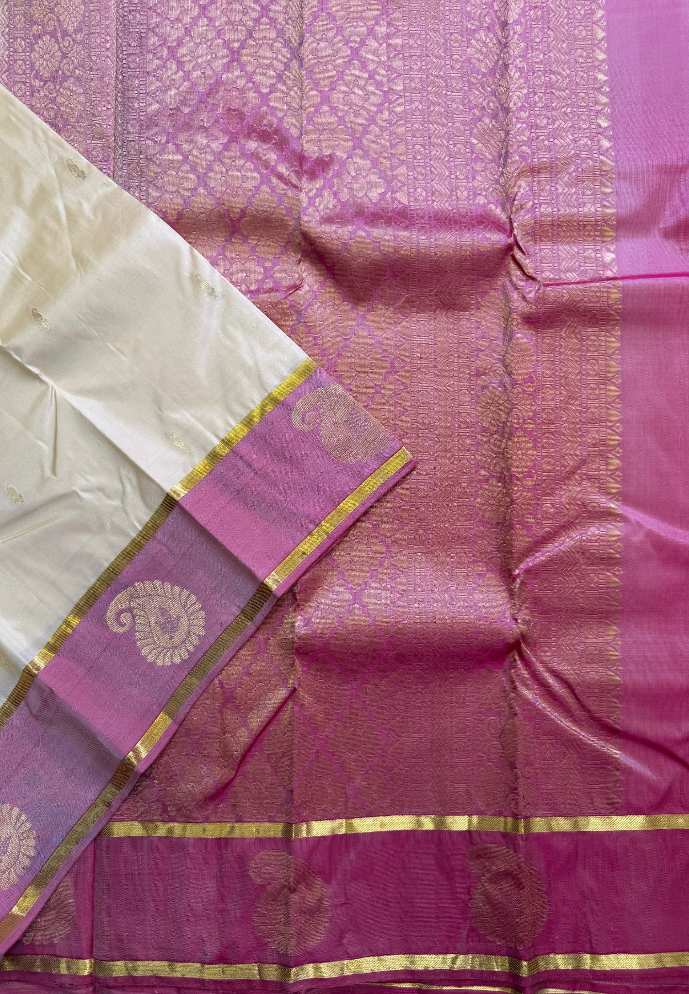 Pure Kanchipuram Silk Saree-Sandal with Contrast in Traditional Paisley Motifs