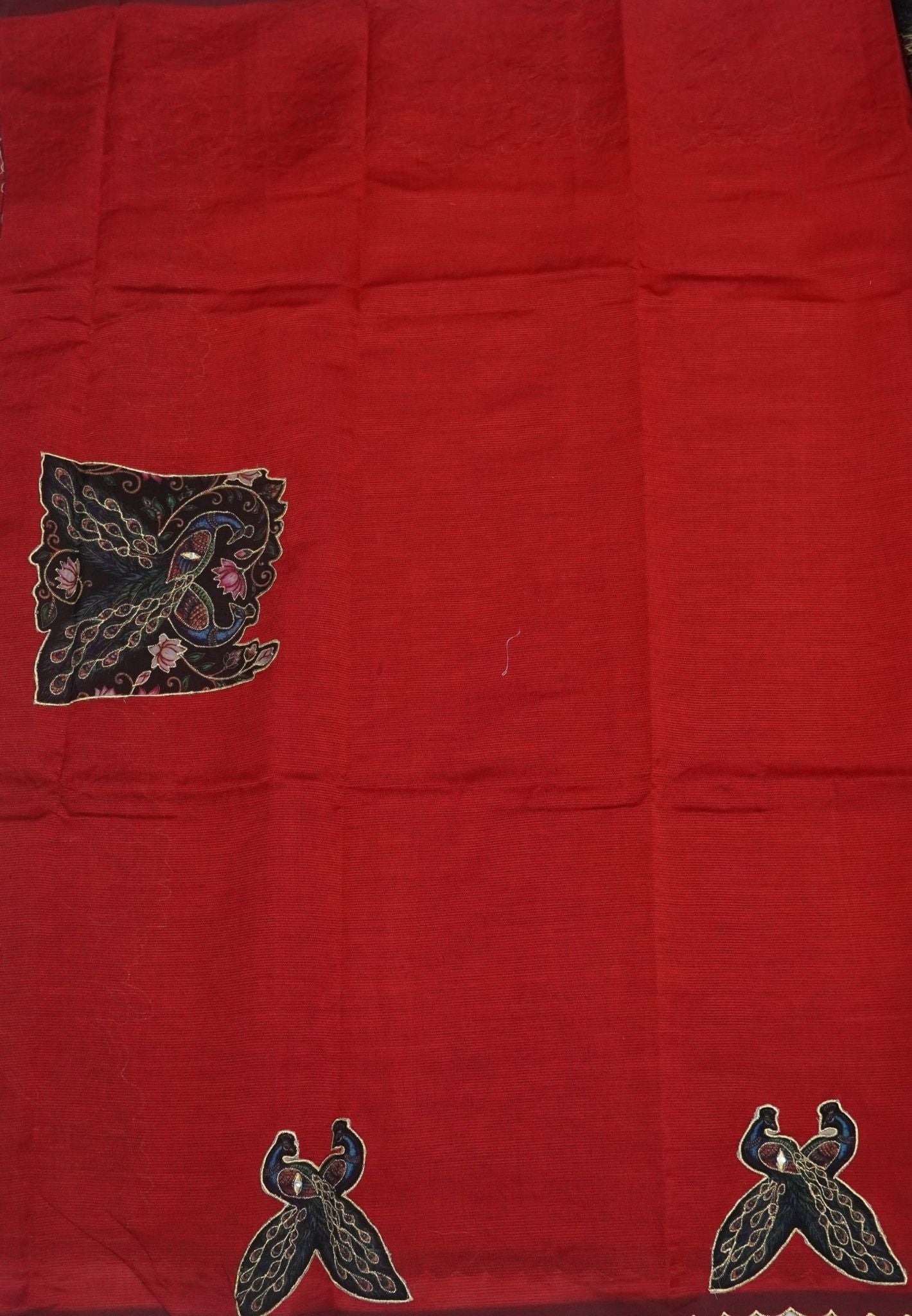 Pure Mangalgiri Silk Saree-Red in Tanjore Print with Aplique Work