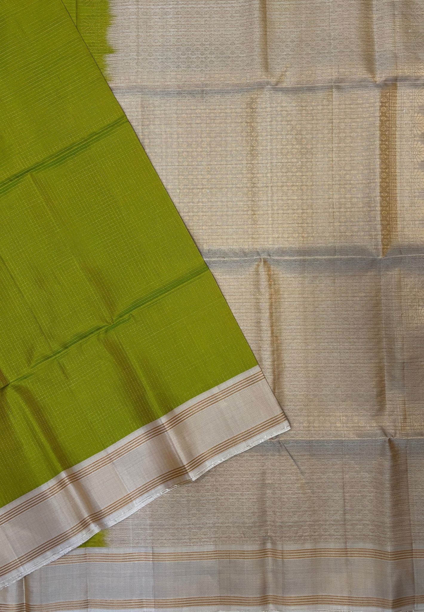 Pure Kanchipuram Silk Saree-Light Green With Contrast Border