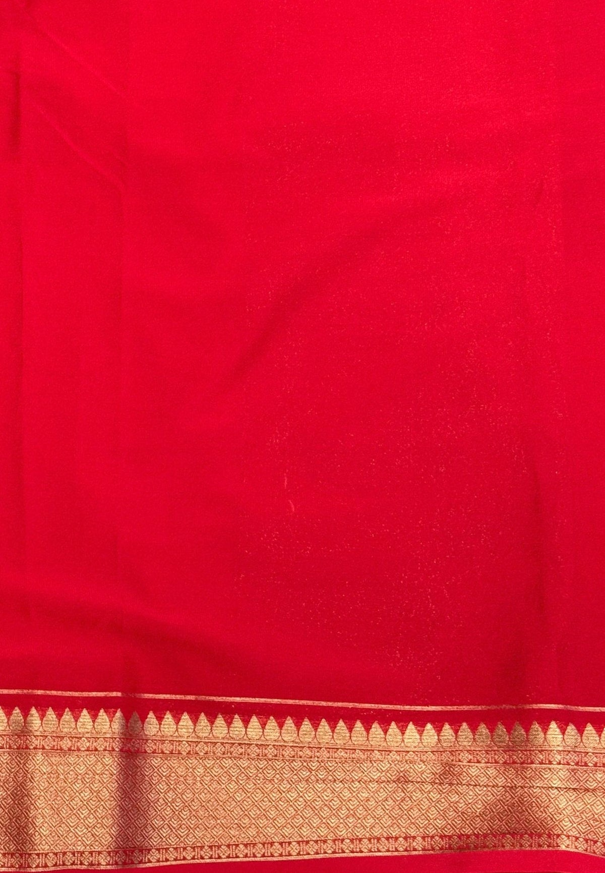 Art Mysore Silk Saree-Black-Red In Floral Zari With Contrast Border