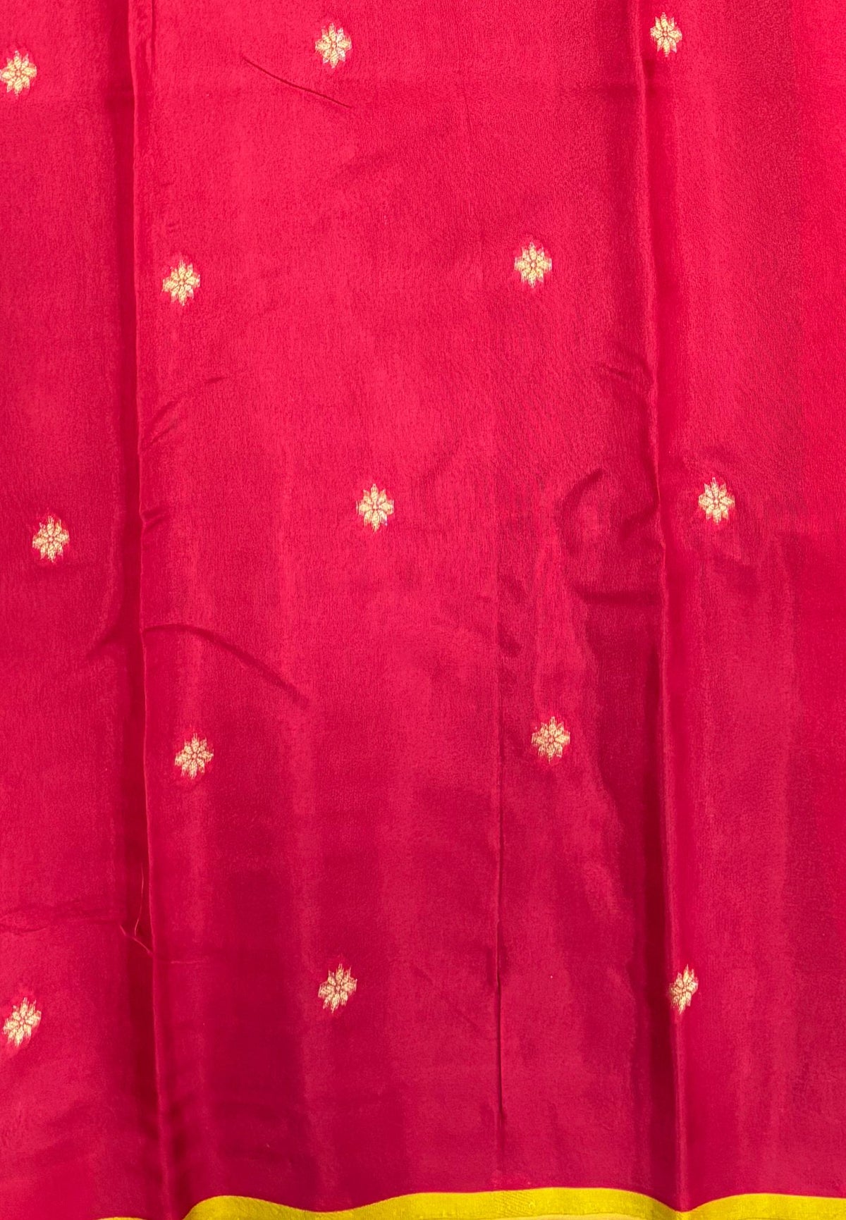 Art Mysore Silk Saree-Black with Rajagopuram Zari Border
