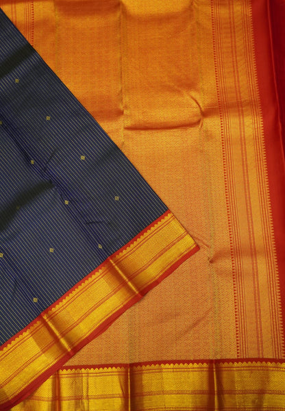 Pure Kanchipuram Silk Saree-Navy Blue with Contrast Border