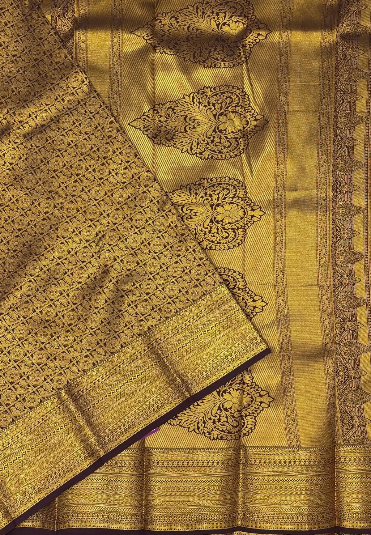 Budget Kanchipuram Saree-Arakku In Floral Zari Panel With Contrast Border