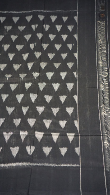 Pochampally Cotton double Ikkat Saree Grey - White