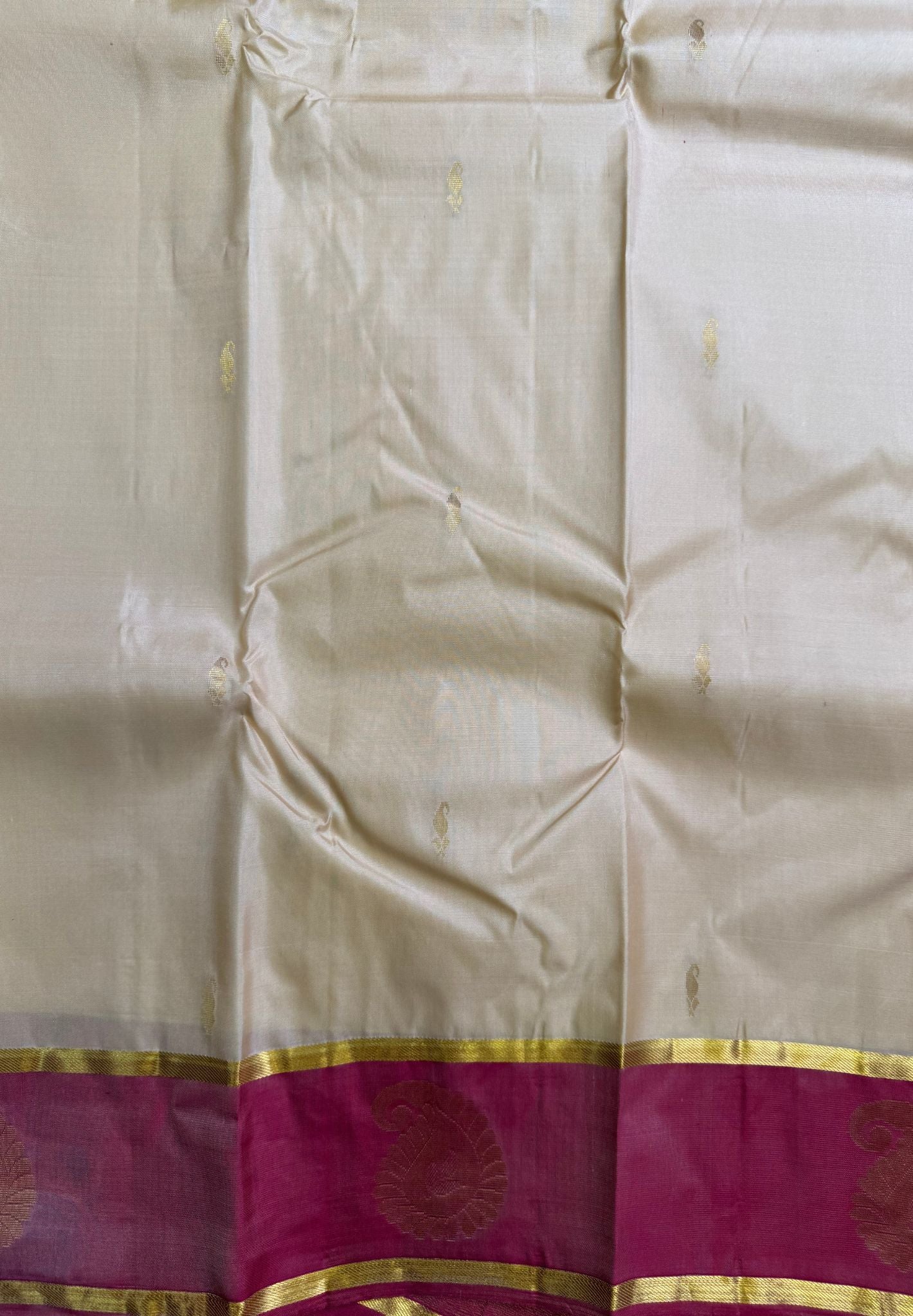 Pure Kanchipuram Silk Saree-Sandal with Contrast in Traditional Paisley Motifs