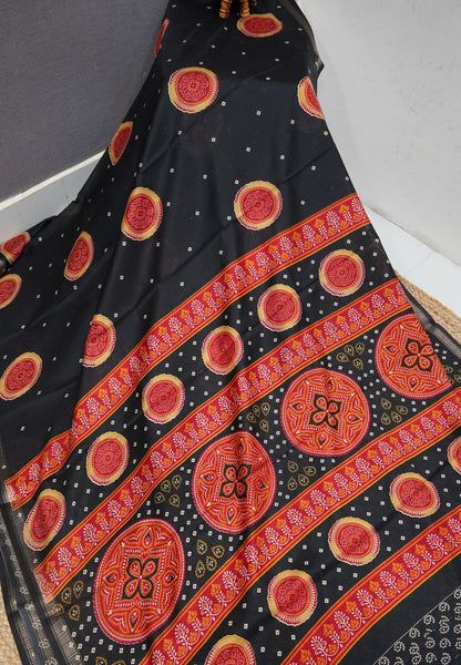 Dola Saree-Black in Kolam patteran with Small Border