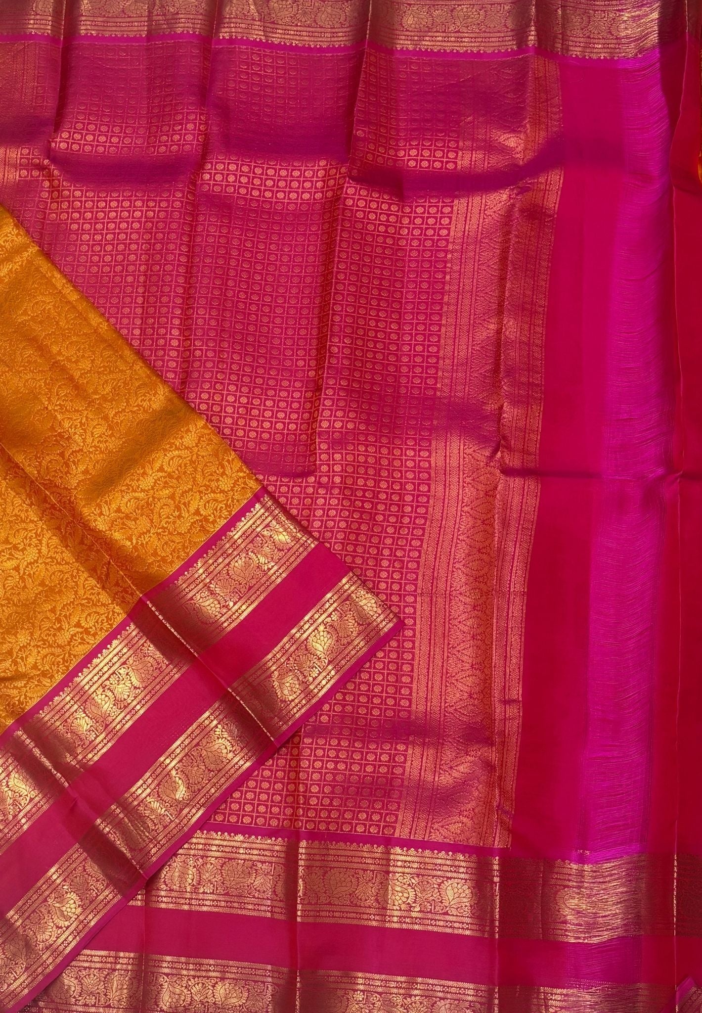 Pure Kanchipuram Silk Saree-Traditional Yelowish Orange with Contrast Border