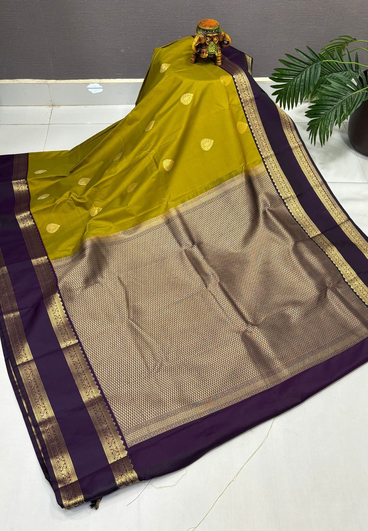 Budget Kanchipuram Saree-Olive Green with Contrast Border