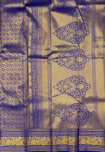 Budget Kanchipuram Saree-Violet In Floral Zari Panel Border
