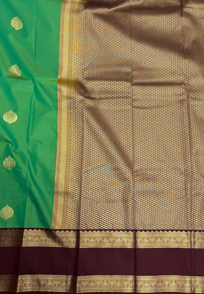 Budget Kanchipuram Saree-Pista Green with Contrast Border