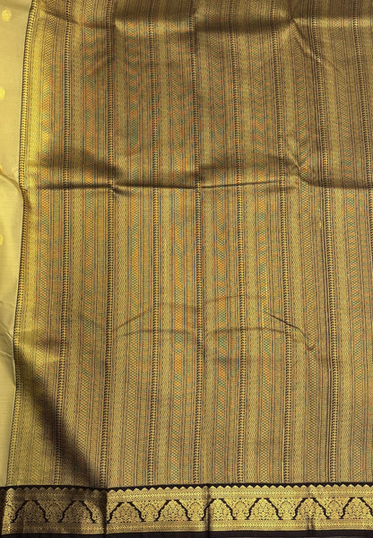 Budget Kanchipuram Saree-Elachi Green with Contrast Border