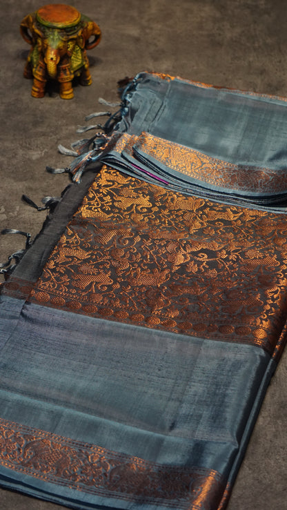 Vazhai Naaru Pattu Saree Vanasigaram Grey to Blue