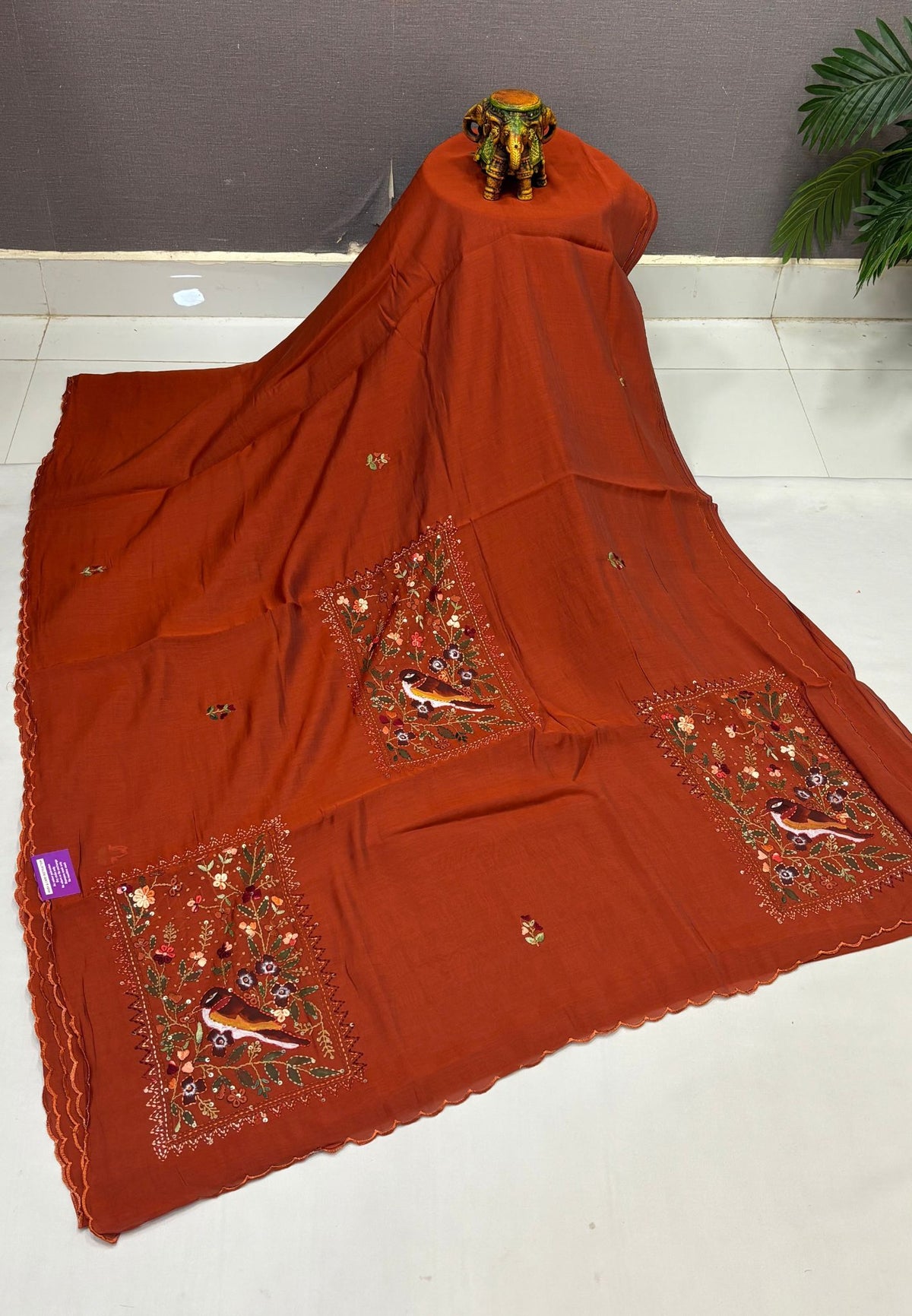 Muslin Saree-Honey In Parrot Motif Border