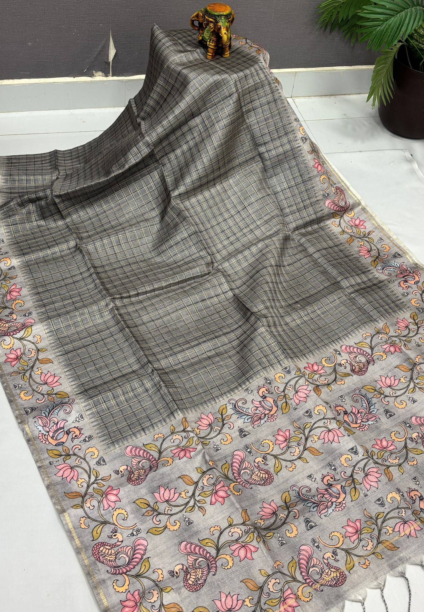 Matka Tussar Saree-Grey with Kalamkari Border