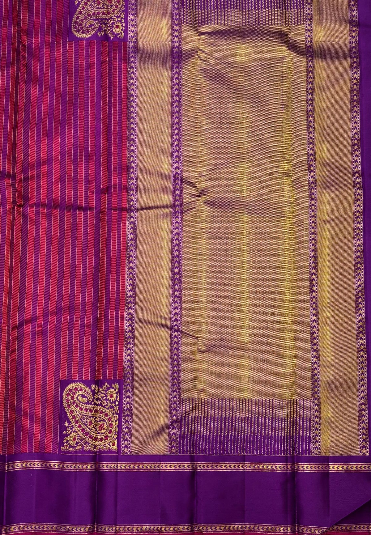 Pure Kanchipuram Silk Saree-Vadamali in Chevron Line Zari Border