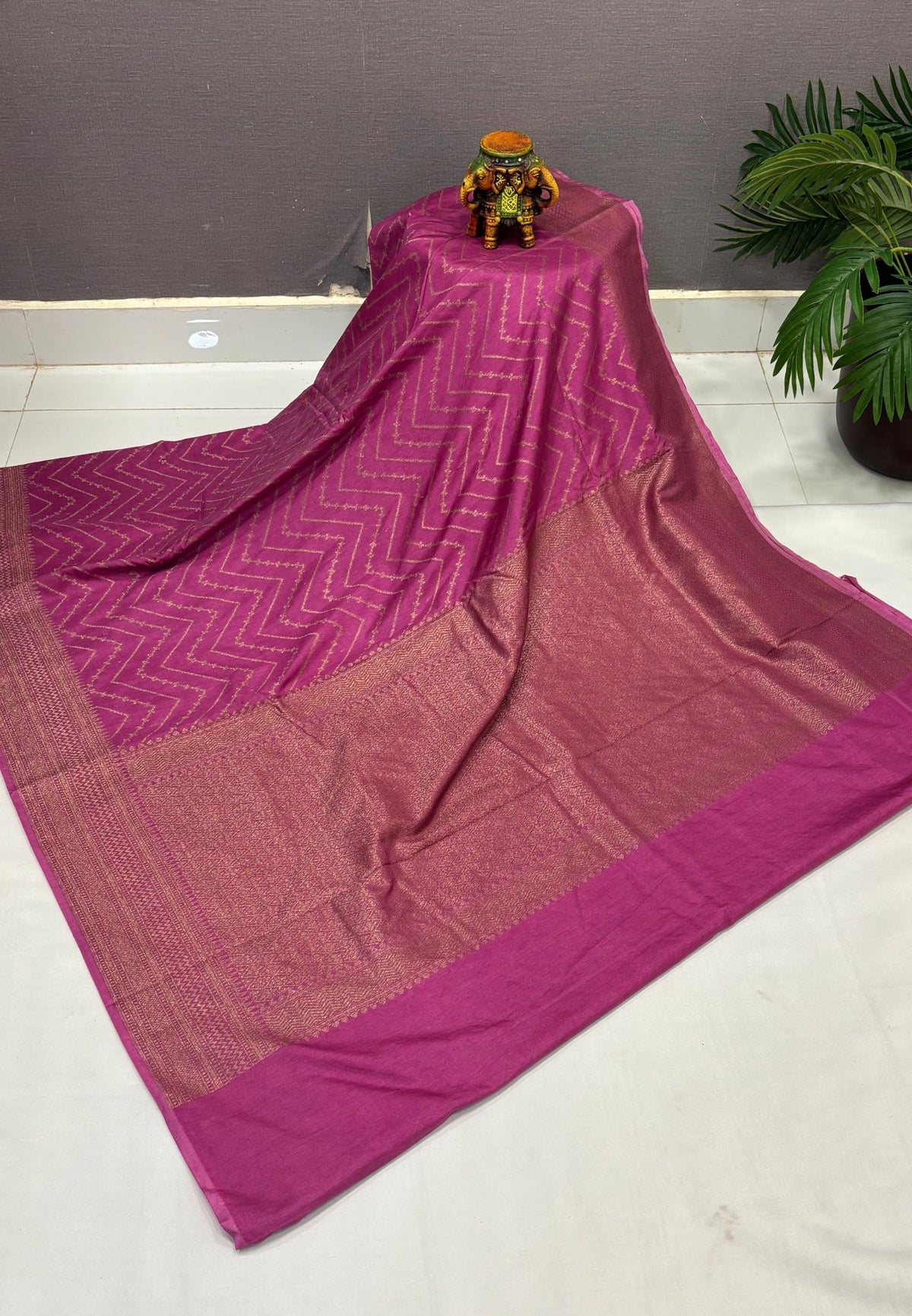 Banarasi Saree-Purple In Zigzag Zari Border