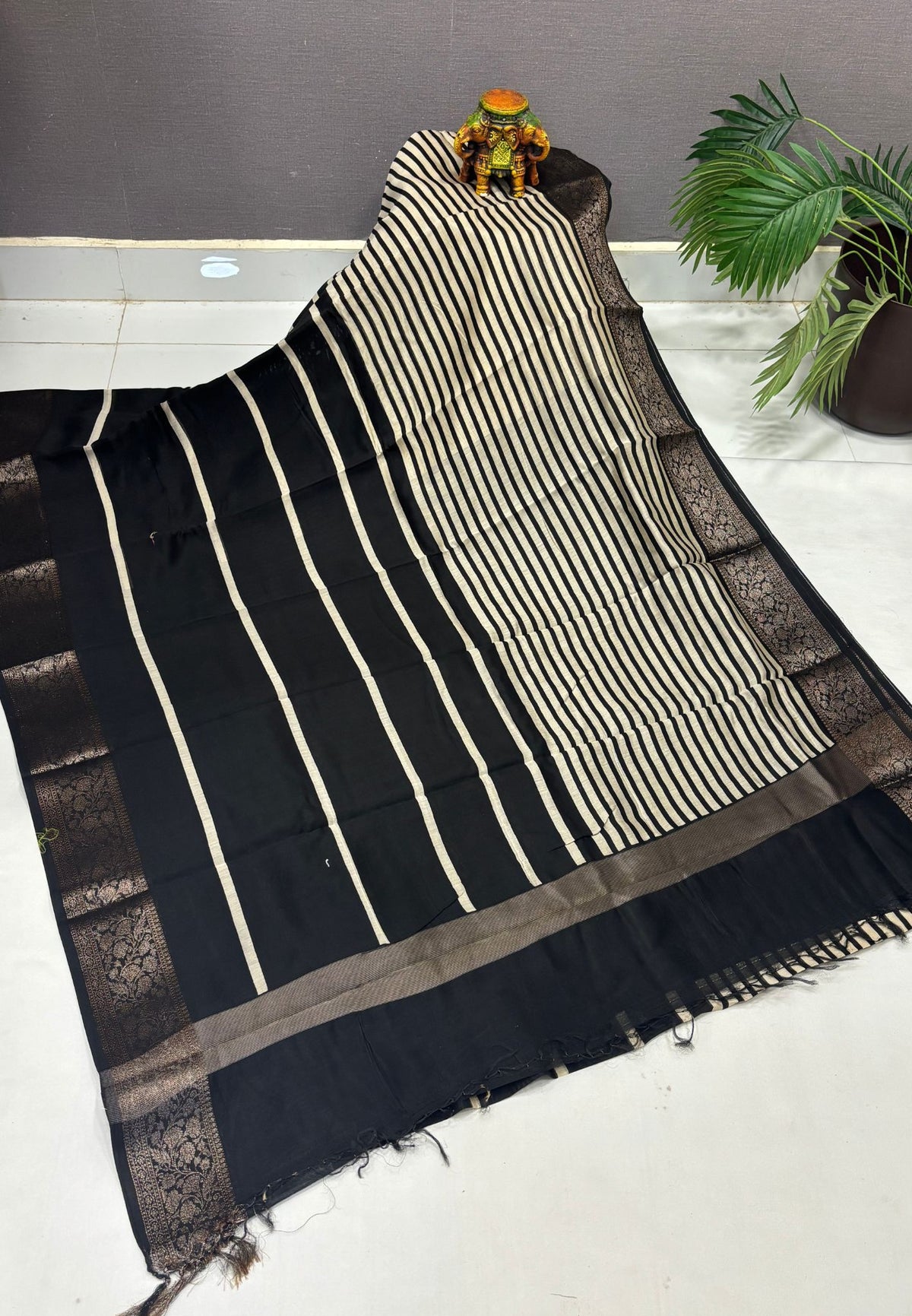 Pure Chanderi Saree-Black in Antique Zari Floral Brocade Border