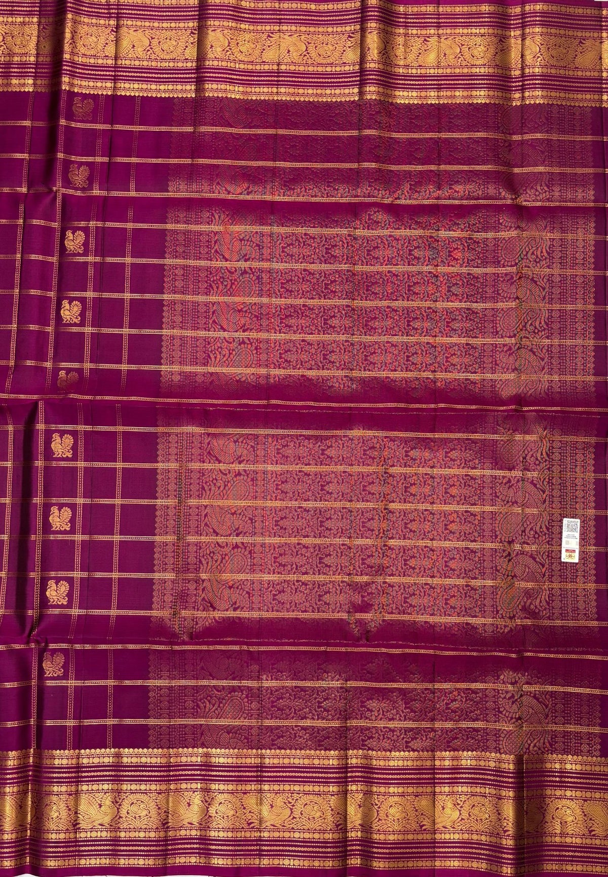 Pure Kanchipuram Silk Saree-Rani Pink in Checkered Mayil Chakram with Varisapet Border