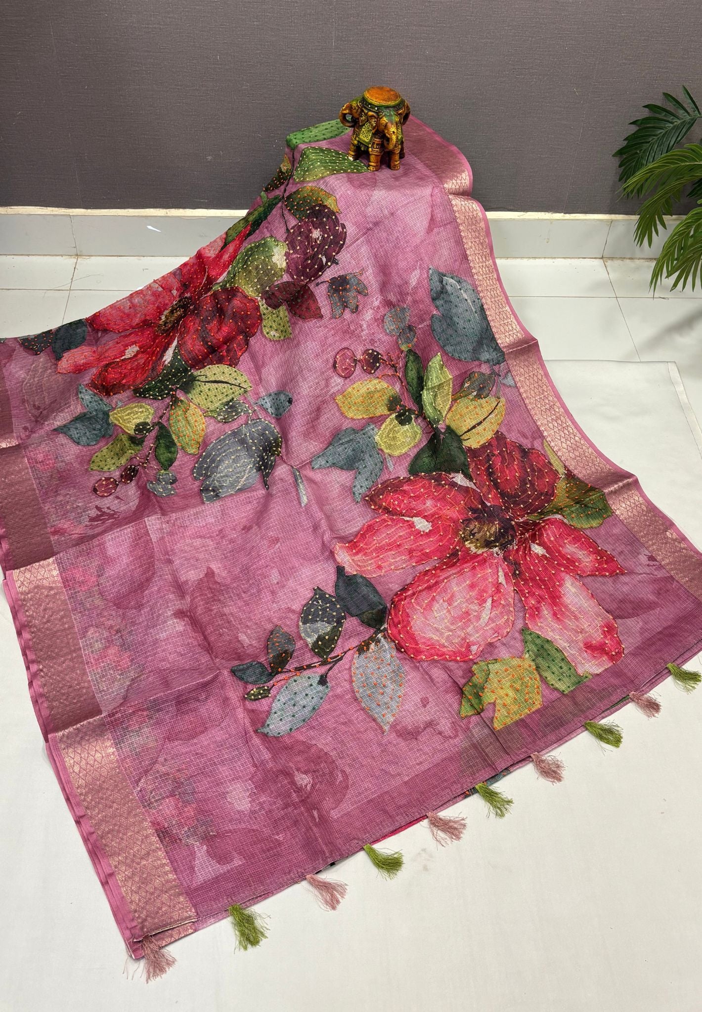 Kota Saree-Pink In French Knot Floral Border