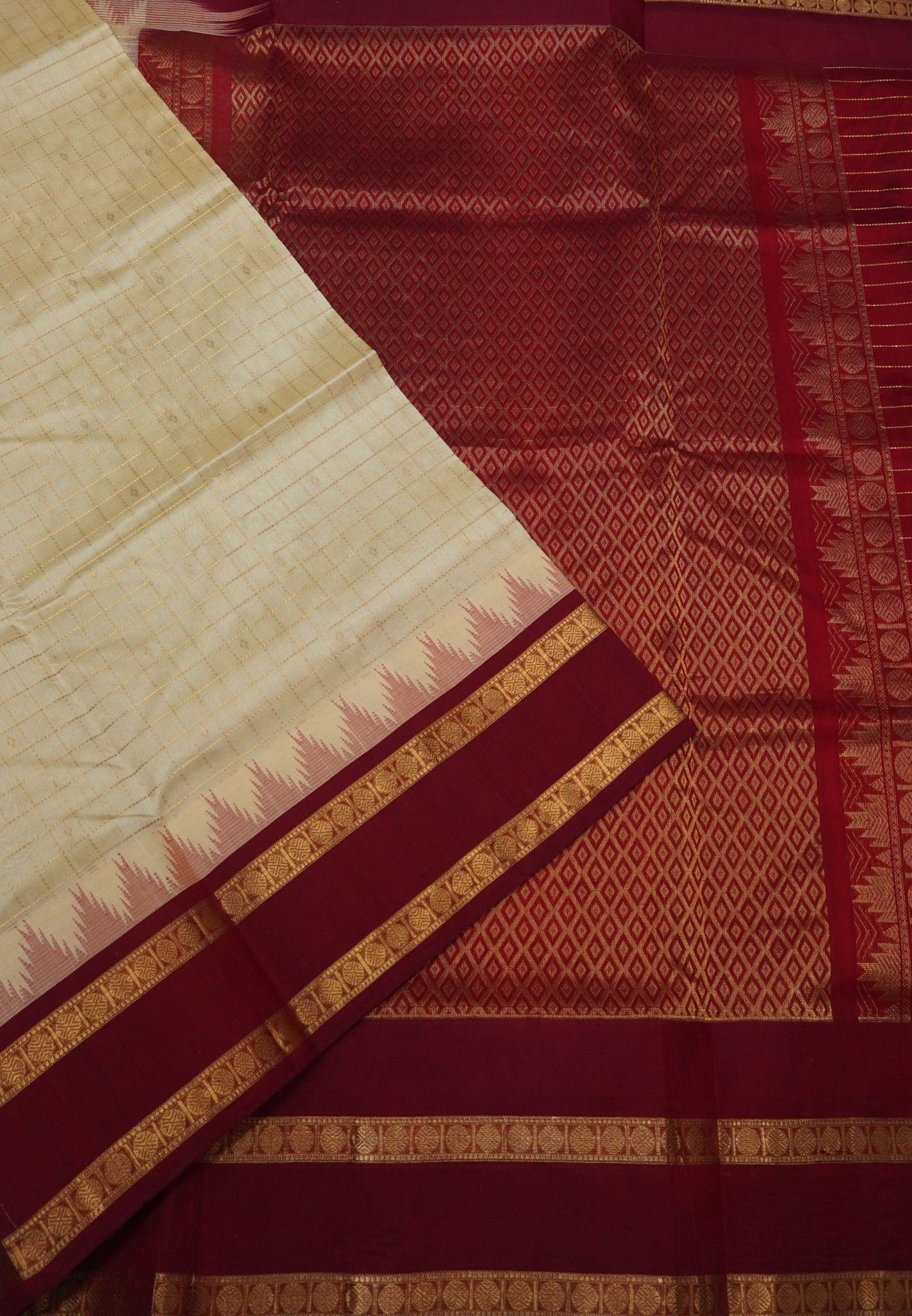 Pure Silk Cotton Saree-Off White with Contrast Rettapet Border