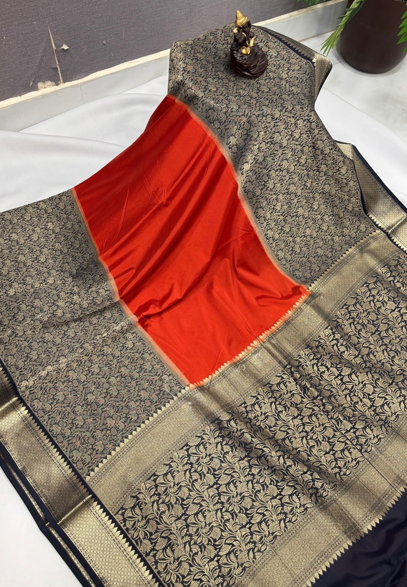 Art Mysore Silk Saree-Rust Orange-Black In Floral Zari With Contrast Border