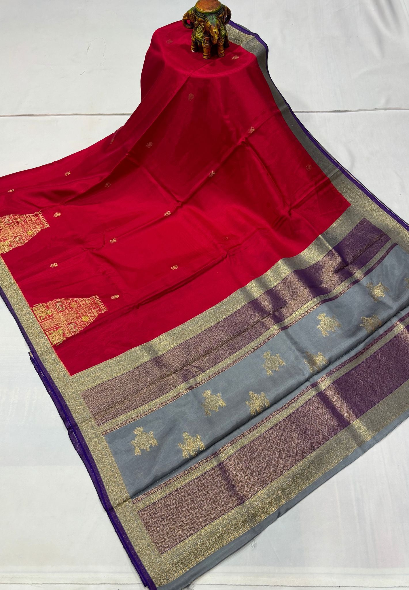 Art Mysore Silk Saree-Chilli Red with Rajagopuram zari border