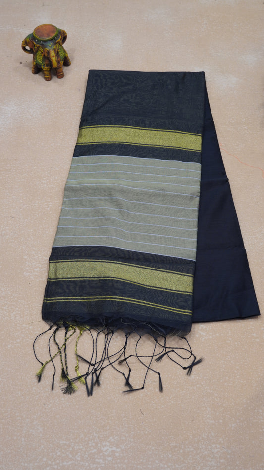 Maheswari Cotton Saree Plain-Black