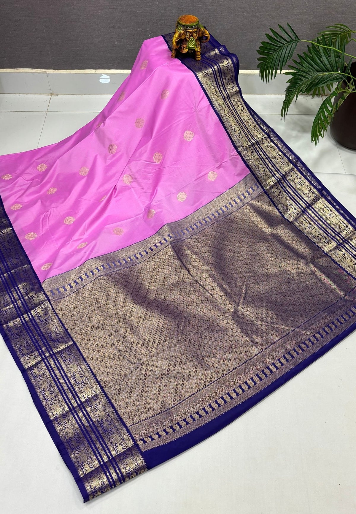 Budget Kanchipuram Saree-Light Purple with Contrast Border