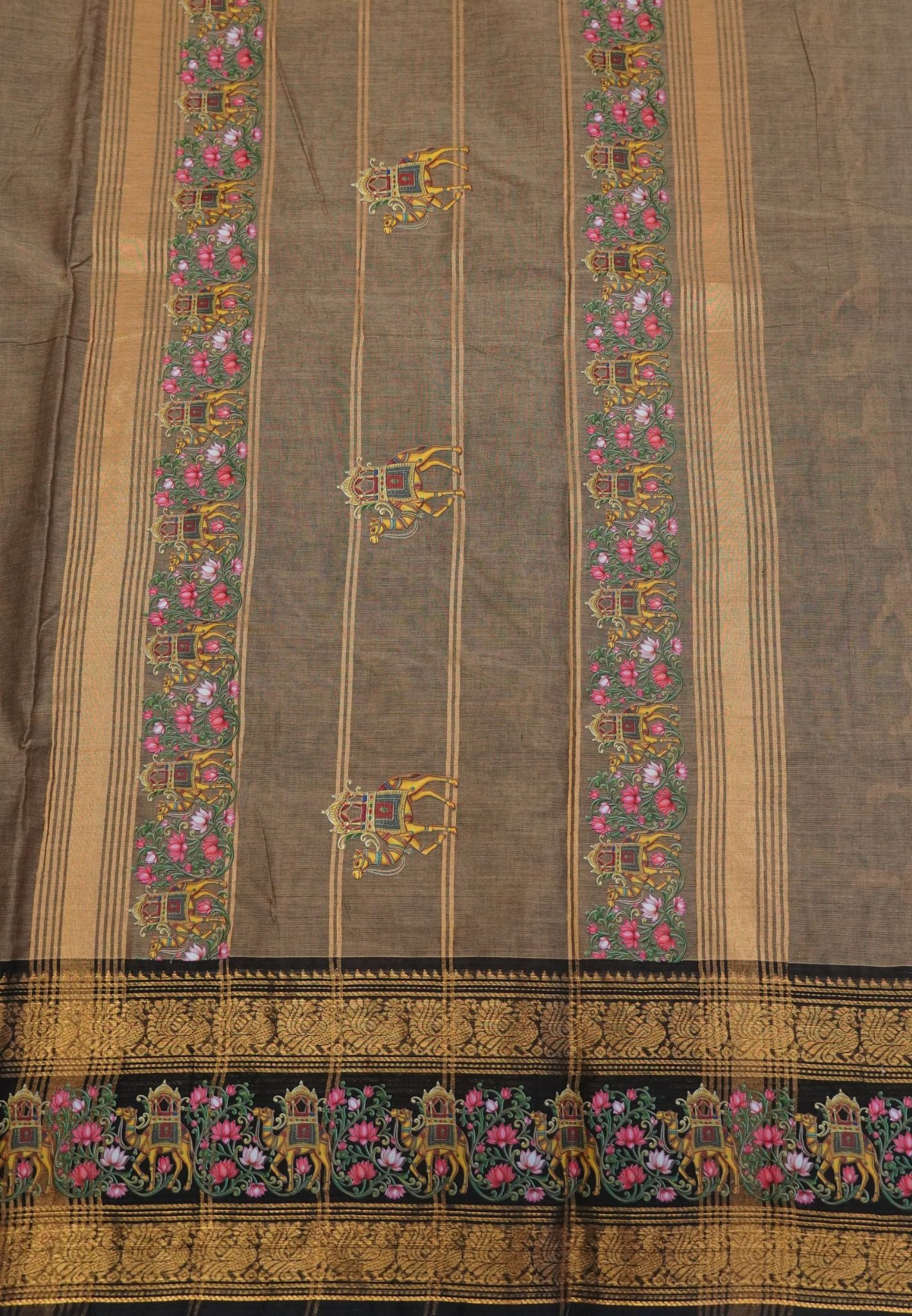 Chettinad Cotton Saree- Beige with Camel Tanjore Print