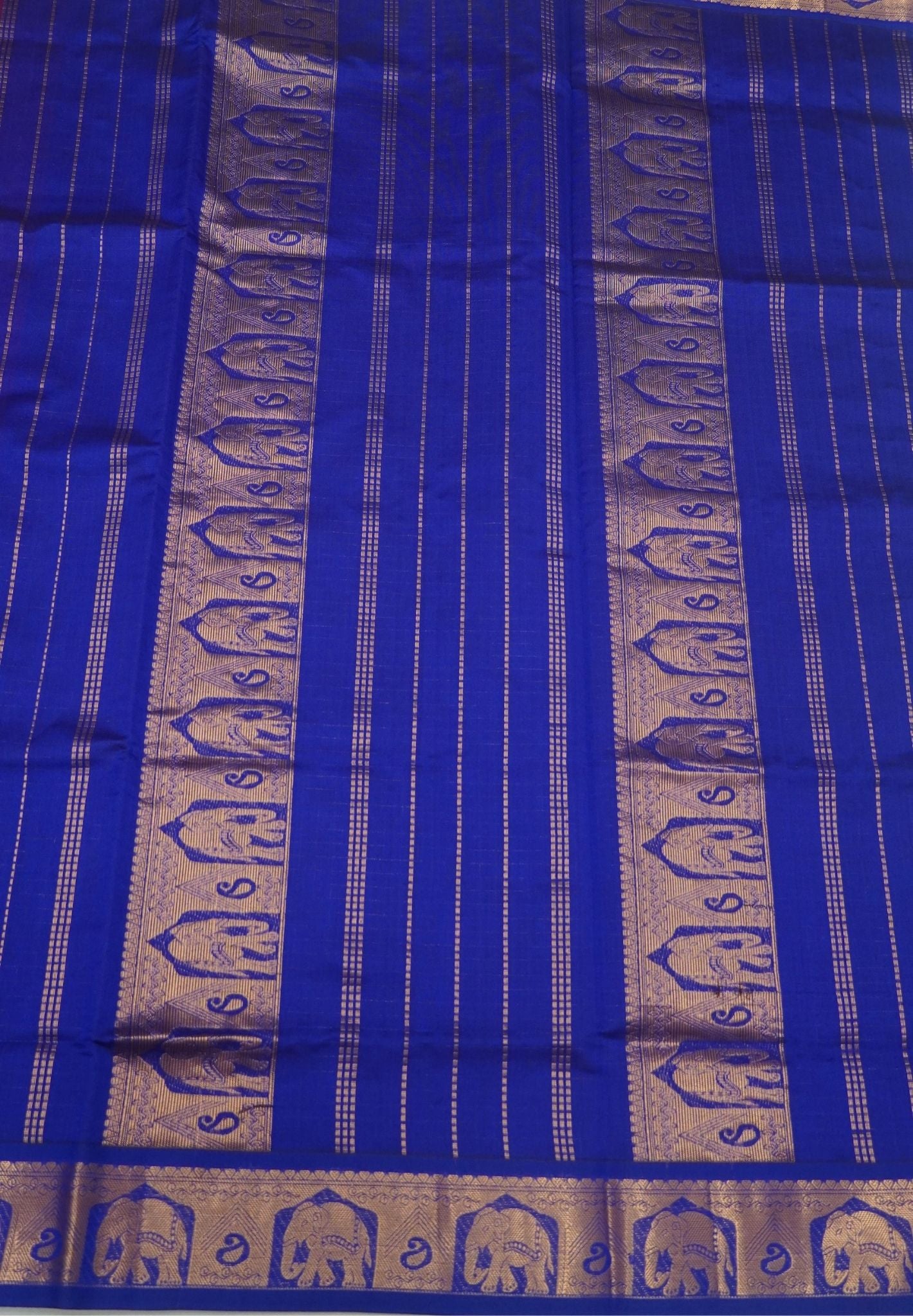 Pure Silk Cotton Saree-Red-Blue Zari Emboss With Contrast Border