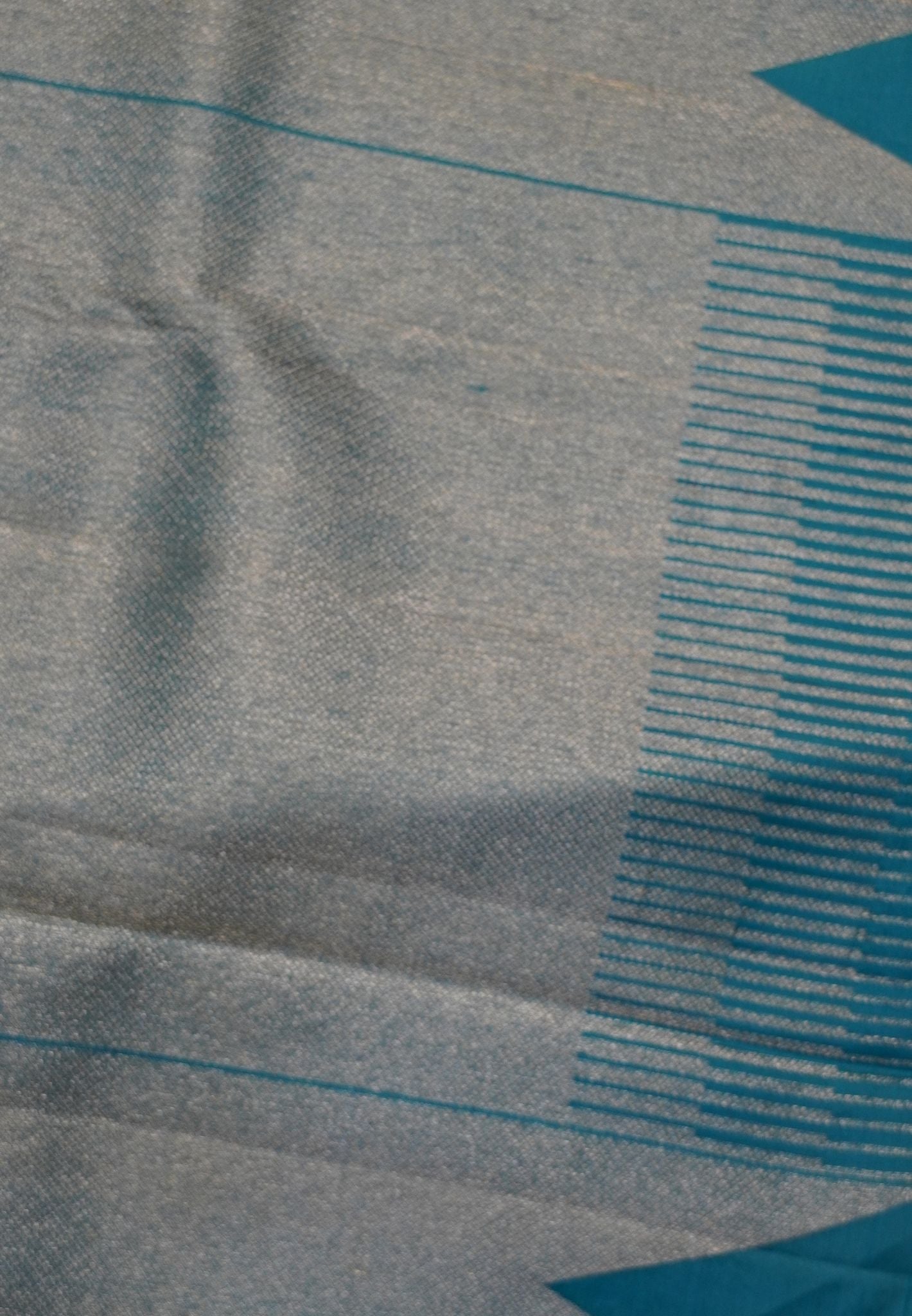 Pure Kanchipuram Silk-Ramar Blue with Rain Drop Motif