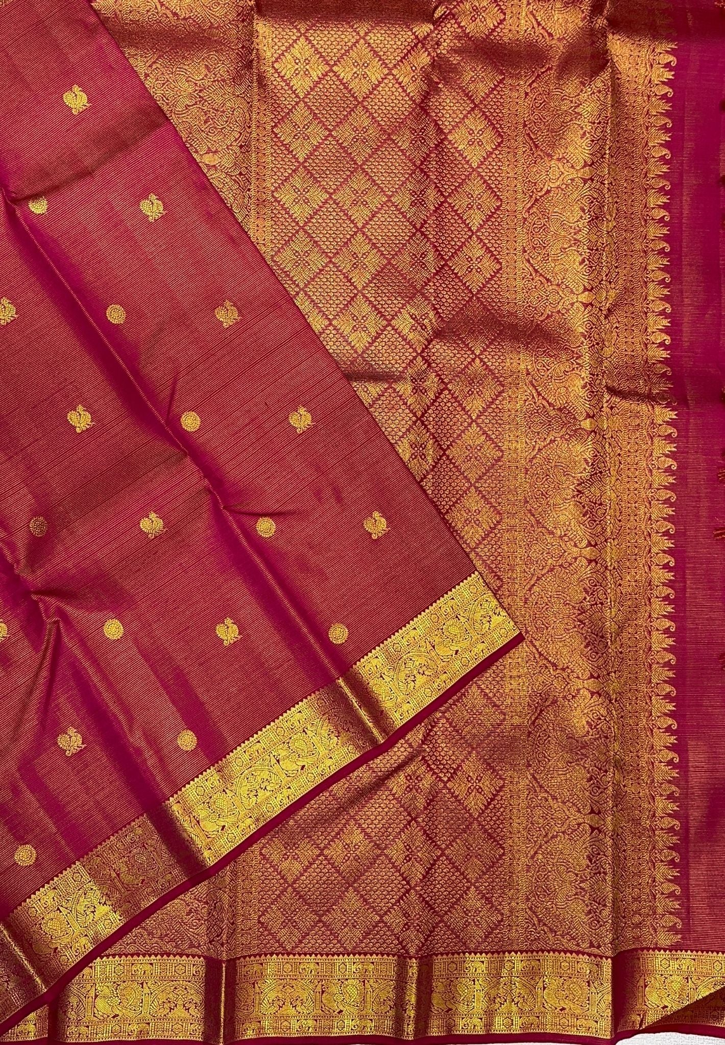 Pure Kanchipuram Silk Saree-Rani Pink in Vairaoosi Pattern with Mayil Chakram Buttas