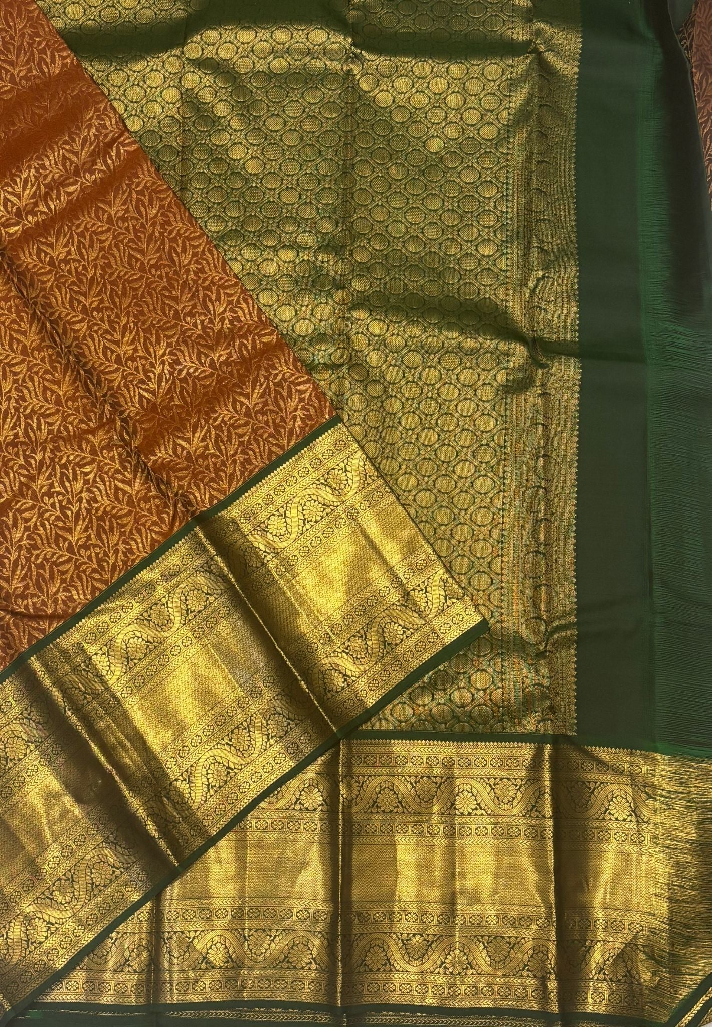 Pure Kanchipuram Silk Saree-Traditional Green with Contrast Border