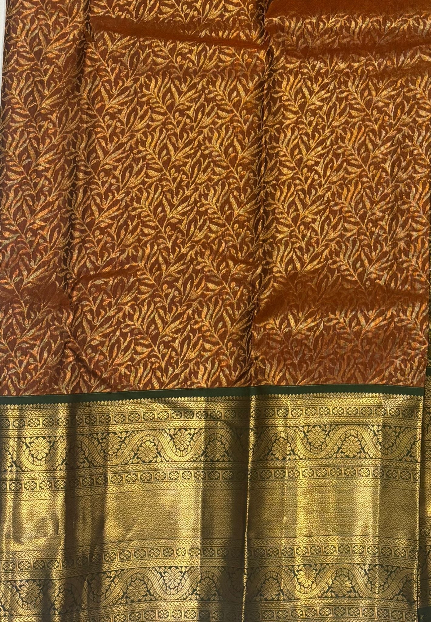 Pure Kanchipuram Silk Saree-Traditional Green with Contrast Border