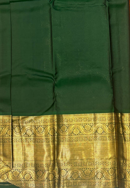 Pure Kanchipuram Silk Saree-Traditional Green with Contrast Border