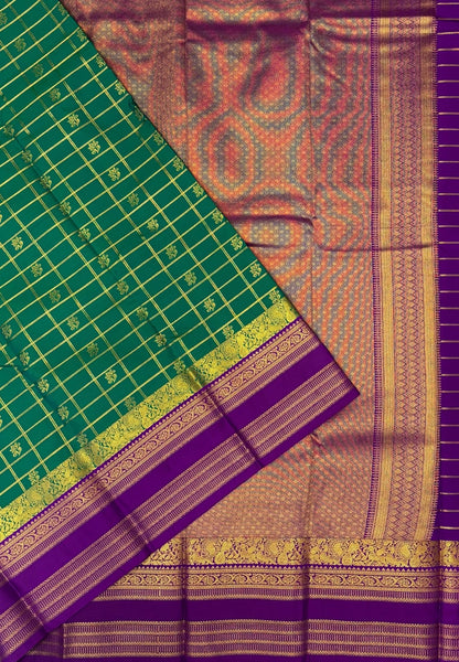 Budget Kanchipuram Saree-Green In Floral Zari Panel Border