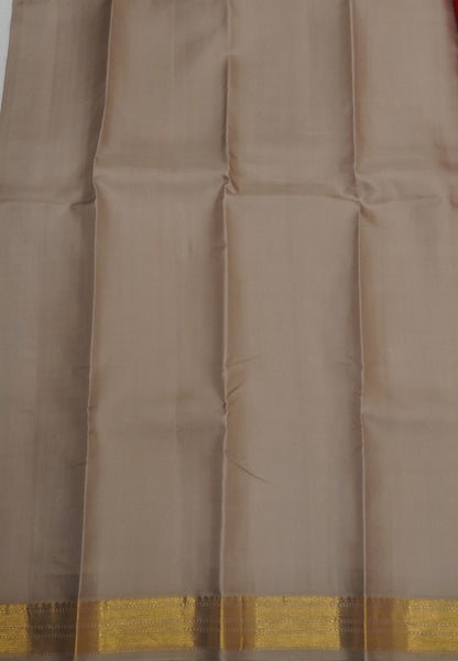 Pure Kanchipuram Silk Saree-Red with Contrast Border
