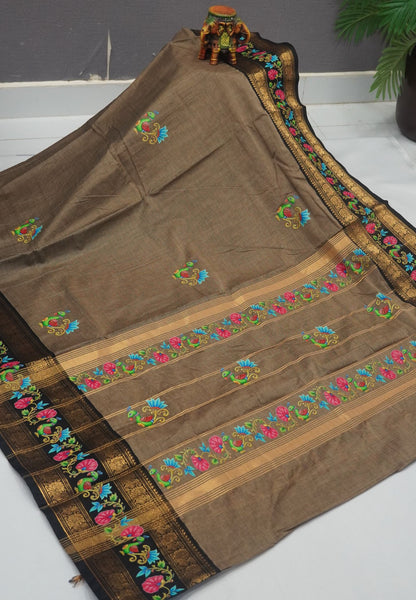 Chettinad Cotton Saree- Beige with Mayil Tanjore Print