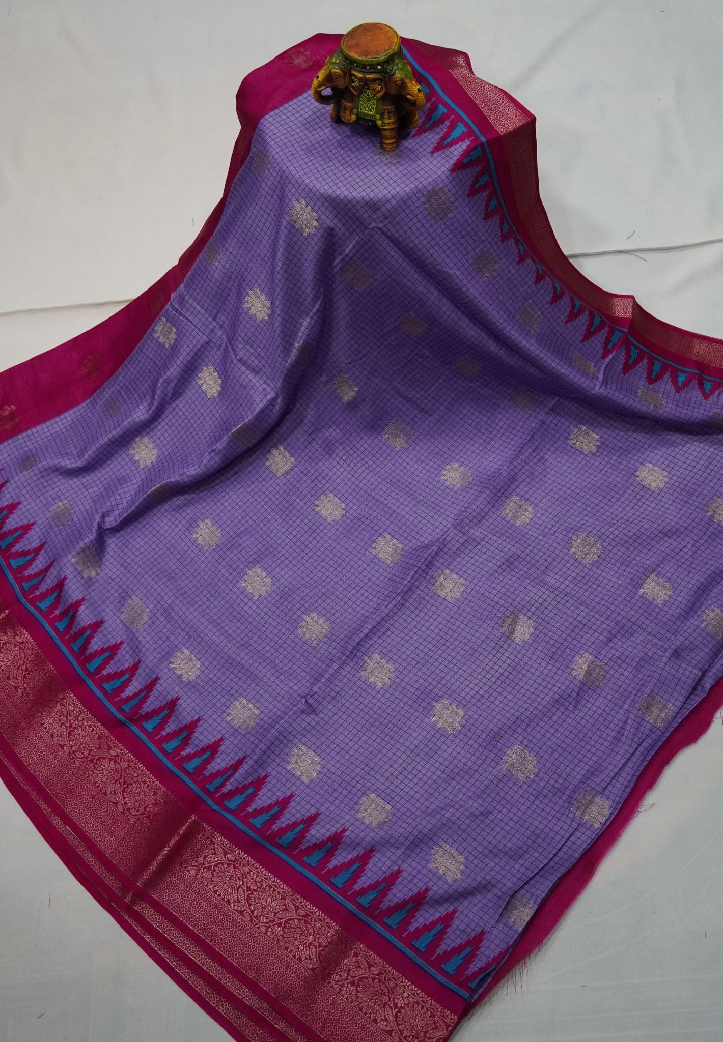 Dola Saree with Checks and Contrast Border- Lavender - Magenta