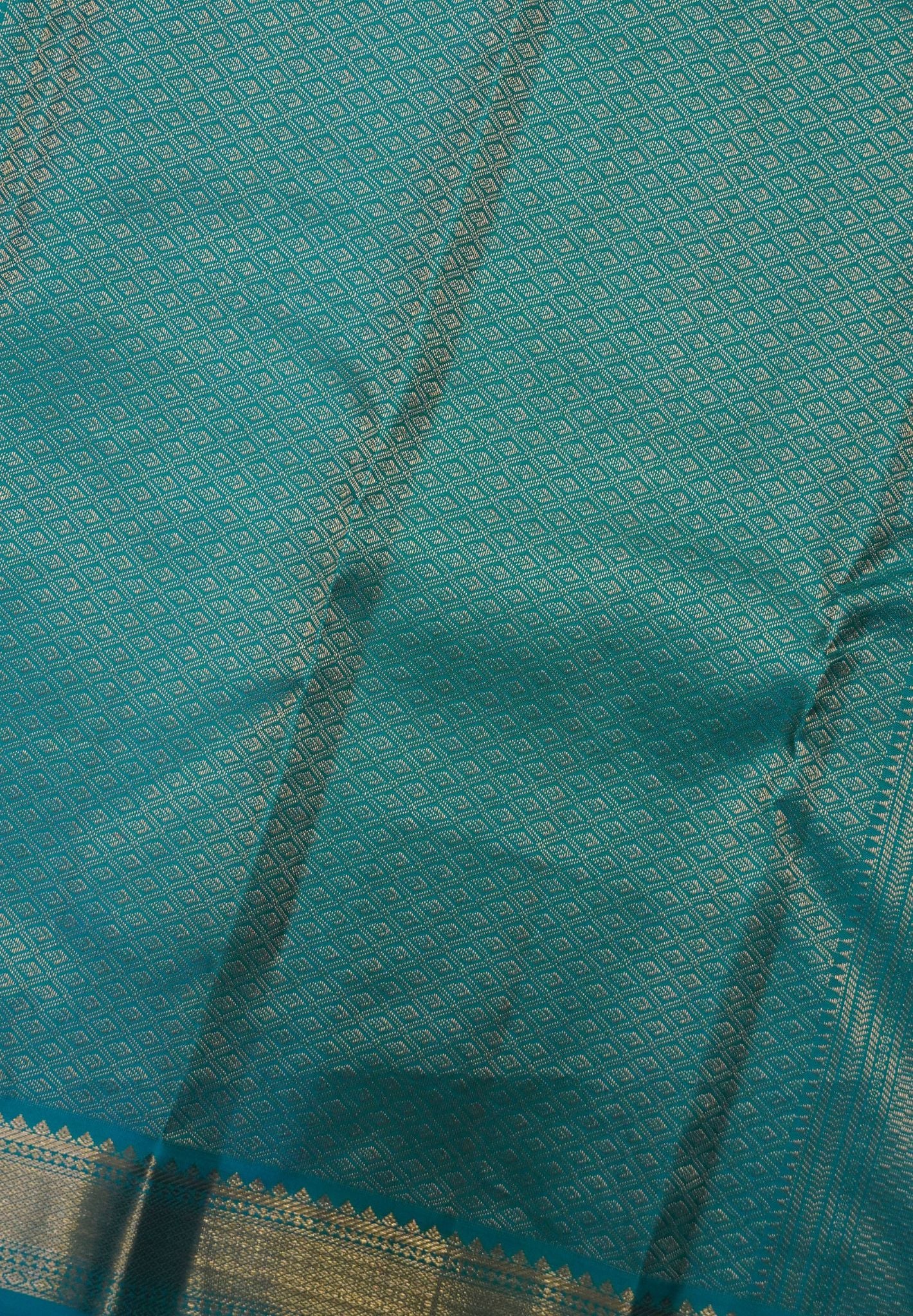 Pure Korvai Kanchipuram Silk Saree – Orange & Teal Green with Manga Butta and Body Checks