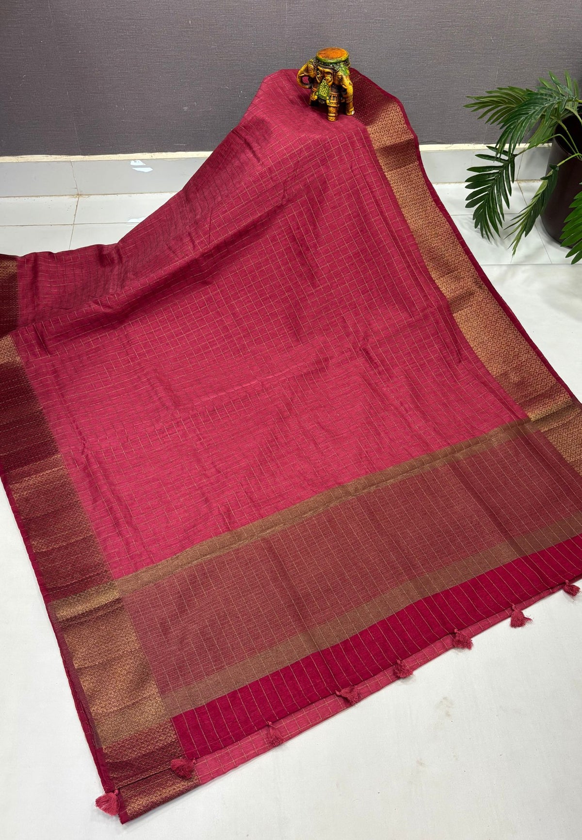 Bamboo Saree-Muted Maroon in Mini Checked Zari Border