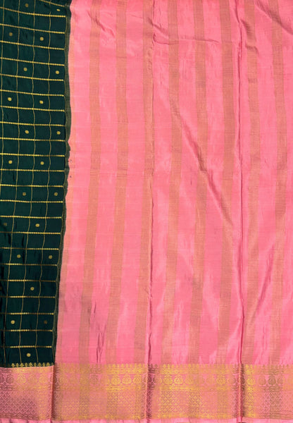 Viscose Saree-Bottle Green in Checked Zari Pattern Border
