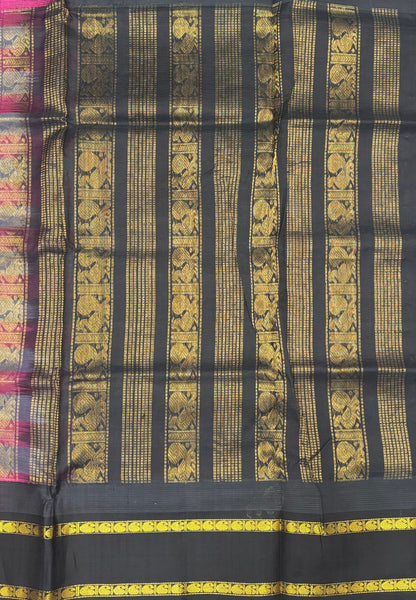 Pure Silk Cotton Saree–Pink in Checked Zari with Contrast Border